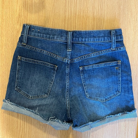 Madewell High-Rise Jean Shorts in Glenoaks Wash size 25 - Picture 6 of 7